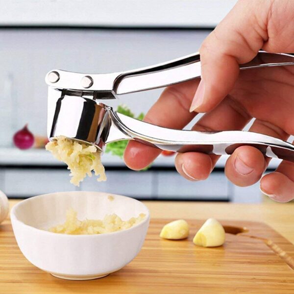 Garlic Crusher Presser Garlic Press Multi-Function Manual Portable Garlic Crusher Curved Garlic Ginger Mincer Stainless Steel Garlic Presser Garlic Grinding Slicer Squeeze Press Garlic Mincer Garlic Chopper Garlic Cutter Chopper For Kitchen (Garlic use Only) - Image 2