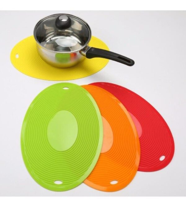 FiABLE Premium Grade Silicone Trivet Mats - Thick and High Heat Resistant mats for Hot Pans | Pot Holder mats | 8mm Extra Thick for Dining and Kitchen - Image 2